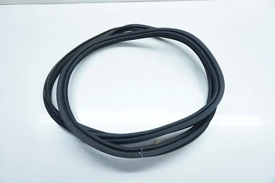 Maserati Ghibli 2014-2019 OEM maletero trasero sello de tira climática Foto 1 de 4