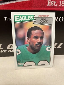 1987 Topps Football Card Mike Quick #298 NM Combined Shipping - Picture 1 of 2
