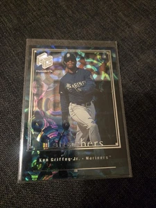 1999 Upper Deck KEN GRIFFEY JR Launchers Scope Refractor - Seattle Mariners - Picture 1 of 5