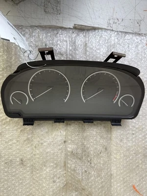Cuadro de instrumentos velocímetro BMW 750i 2009-2015 62109249573 OEM Foto 1 de 4