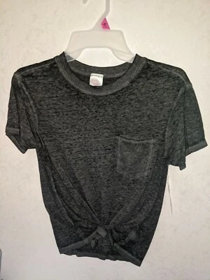 No Boundaries Twist Front Burnout Tee Juniors Black sz Large - Image 1 of 4