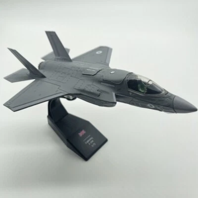 1:72 Diecast Military Model Royal Air Force F-35B Lightning II Fighter Aircraft - Image 1 of 4