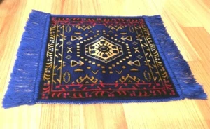Alfombrilla de mesa mini alfombra, azul, 17 x 12 con borlas, nueva, italiana - Imagen 1 de 3