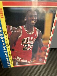 1987-88 Fleer Sticker #2 of 11 - MICHAEL JORDAN Chicago Bulls