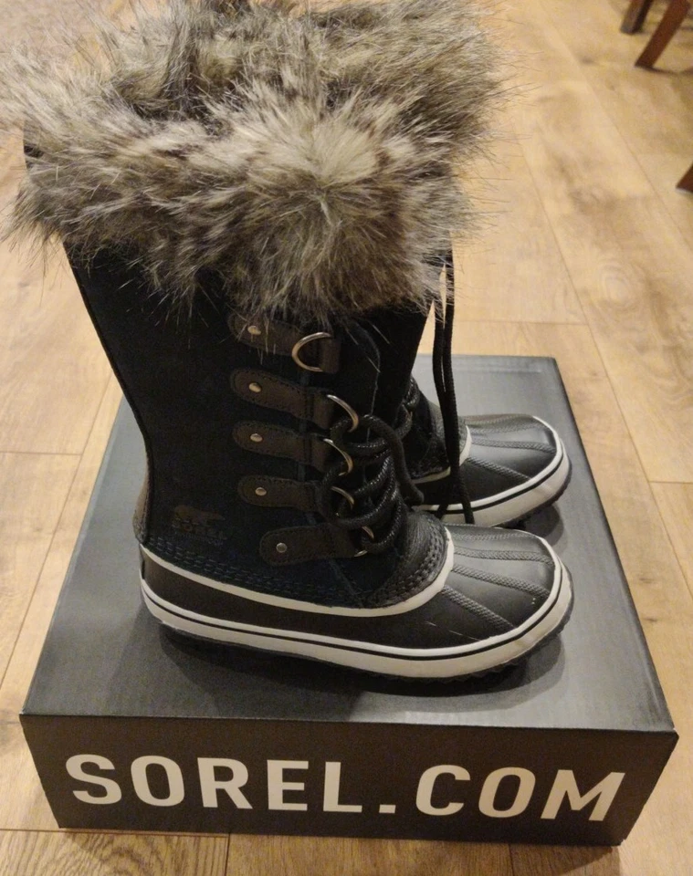 Sorel Women's Joan Of Arctic Boot 10 MED Waterproof NL2429 Black Suede Winter