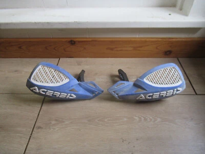 YZ 125 YAMAHA *2000 YZ 125 2000 HAND GUARDS Foto 1 de 4