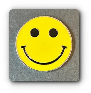 Geocoin Smiley Face Relax! It's Only A Geocoin Polished Nickel Unactivated - Picture 1 of 2