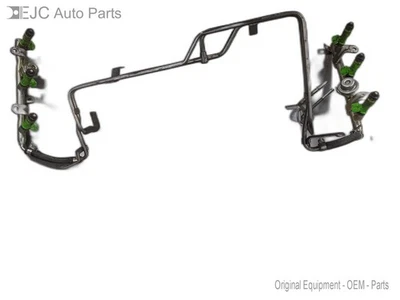 Fuel Injectors Set With Rail For 10-19 Subaru Outback  3.6 16611AA740 AWD - Image 1 of 4