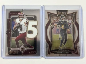 2024 Select Jayden Daniels RC Concourse Base #26 + Inserto de números #23 Novatos - Imagen 1 de 5