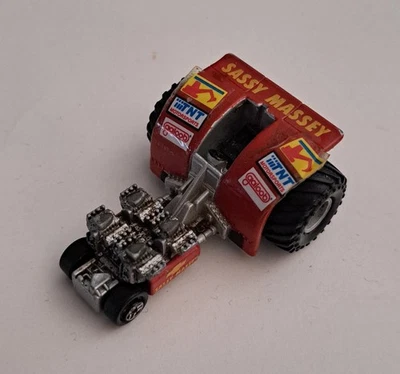 Farm Tractor Pull Sassy Massey Micro Machines Galoob Diecast Vehicle 1990 - Image 1 of 4