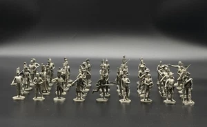 Estatuillas militares de metal vintage - Lote histórico de soldados del ejército - Colección en miniatura - Imagen 1 de 17