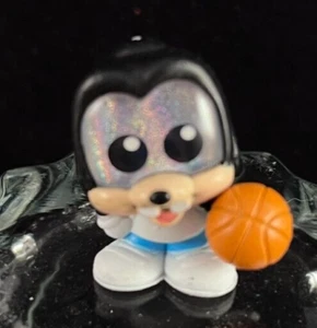 Disney Doorables Academy - Goofy - Athletics - Common - Picture 1 of 5