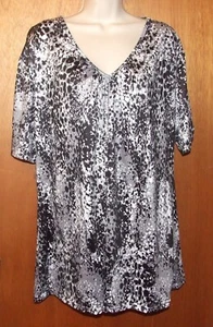 Women's Plus Size Casual Leopart Print Short Sleeve V-Neck Top - Size 4XL NEW - Picture 1 of 3