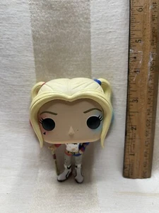 Funko Pop! Suicide Squad #97 Harley Quinn Vinyl Figure 2016 Loose - Picture 1 of 2