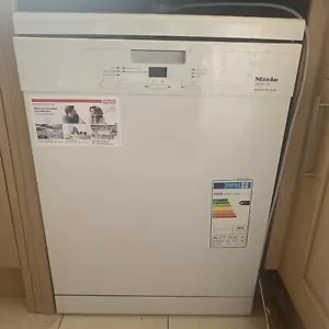 Miele freestanding dishwasher G4940SC Fully working - Picture 1 of 11