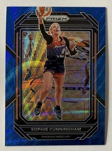 2023 Panini WNBA Prizm Sophie Cunningham Blue Wave Prizm #2 - Bild 1 von 2