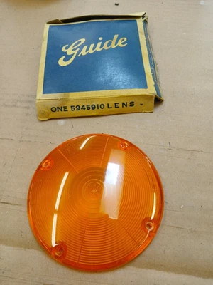 NOS 1953-60 Chevrolet Truck Parking Light Lens Guide 5945910. - Image 1 of 2