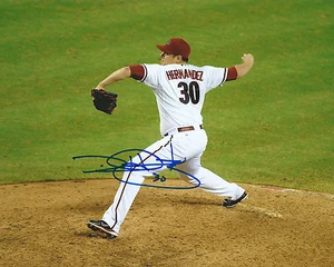 GFA Arizona Diamondbacks DAVID HERNANDEZ Signed 8x10 Photo COA - Picture 1 of 2