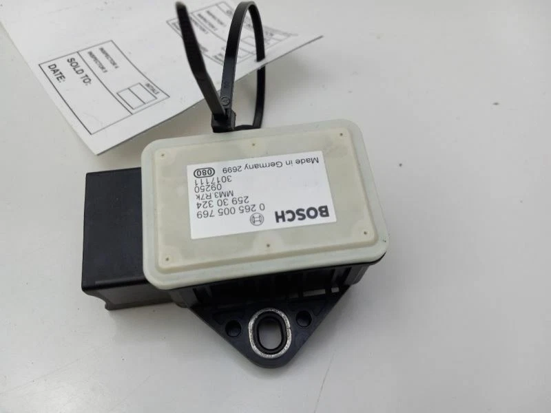 Chevrolet Corvette 2009-2013 guiñada estabilidad velocidad módulo de control ECM Foto 1 de 4