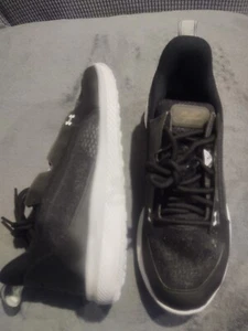 Under Armour Harper 6 Turf PE Black / White Baseball Shoes  Men's Size 9  NEW - Picture 1 of 12