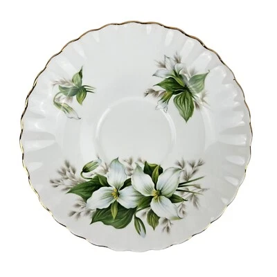 Platillo vintage Royal Albert Trillium 5,5" flor blanca Foto 1 de 4