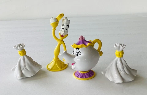 LUMIERE, NAPKINS, MRS POTTS from 2010 DISNEY PRINCESS ULTIMATE DREAM CASTLE Cover