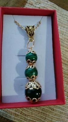  Collana Con Pietra Onice   su COCCU  E pietra Malakite Porta fortuna Sardegna - Immagine 1 di 4