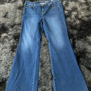 TORRID WOMANS NWTS TRIO FIT SLIM BOOT LIMITLESS STRETCH BLUE JEANS Size 16-20 - Picture 1 of 10