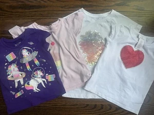 Gap / Tommy Bahama bundle of 4 T-shirts girls size 3-5 - Picture 1 of 7
