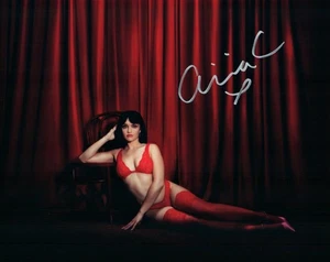 Olivia Cooke 8x10 autographed Picture signed Photo COA included - Picture 1 of 1