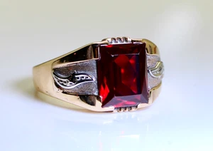 Nice & Heavy Men's Vintage 10K Gold 4 Ct Solitaire Synthetic Ruby Ring, 8.4Grams - Picture 1 of 6