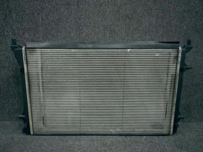 Radiador VOLKSWAGEN Golf 2005 GH-1KBLX 1K0121251CJ [Usado] [PA118736877] Foto 1 de 4