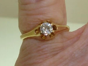 VINTAGE 14K SOLID GOLD APPROX. 1/4 CTW BRILLIANT DIAMOND RING! SZ 4.75 - Picture 1 of 11