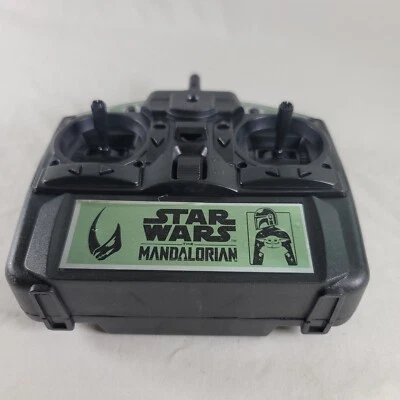 Controle remoto para Star Wars The Mandalorian The Child / Baby Yoda 2.4GHz 4.5 canais controle remoto - Imagem 1 de 4