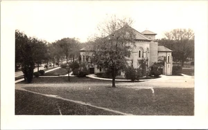 1920s Chapel Oberlin College Buildings Campus View Ohio B&W Snapshot Photo - Picture 1 of 3
