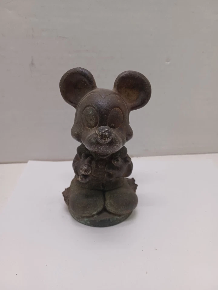 Figura de metal antigua molde de juguete original de Mickey Mouse de colección sin marcas encontradas 5,75"  Foto 1 de 4