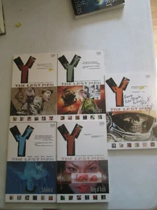 THE LAST MAN VOLUMES 1 2 3 4 5 *SIGNED* by BRIAN K. VAUGHAN LOT 5 PAPERBACKS TPB - Picture 1 of 4
