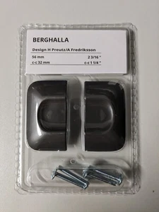 IKEA BERGHALLA Möbelgriff Aluminium 56 mm Lochabstand 32 mmGrau 2 Stk. 60322856 - Bild 1 von 1