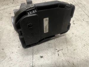 Throttle Body with ECU - Genuine Piaggio Vespa Gts 125 Part - CM084803 - Picture 1 of 6