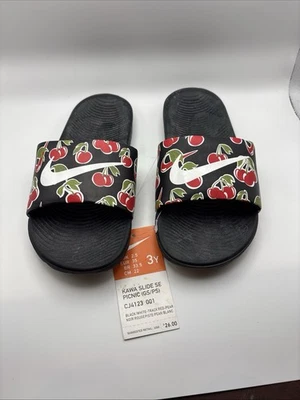 NUEVO Nike Niños KAWA Cereza Slide Sandalias Chanclas Zapatos CJ4123-001 Talla 3Y Foto 1 de 4
