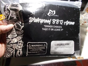 New Waterproof Black BBQ Apron Dinner Choices Take It or Leave It - Picture 1 of 3