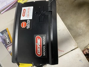 Genie Model 3055D - Picture 1 of 3