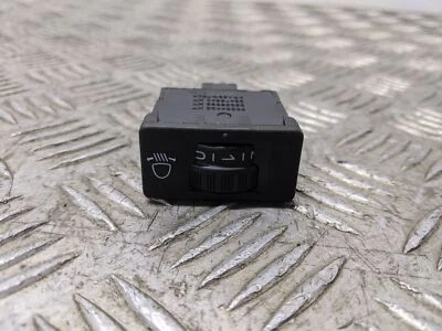 PEUGEOT 207 VERVE 3DR HATCH 2009 HEADLIGHT LEVEL SWITCH 96384422 - Image 1 of 3