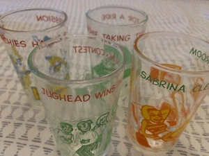 Vintage 1973 Set Of 4 Small “Archie’s Jam Session” Graphic Drinking Glasses 6oz. - Picture 1 of 11