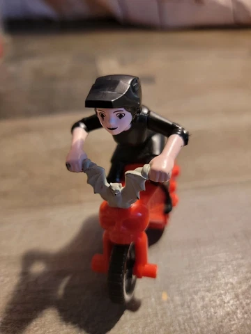 Hotel Transylvania Mavis bike toy figure Cover