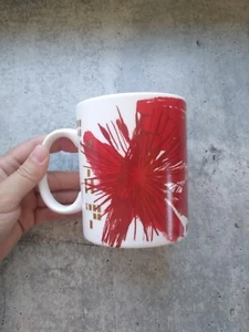 Taza para salpicaduras florales Starbucks 2014 cerámica blanca/roja 4" café abstracto 15,2 fl oz - Imagen 1 de 5