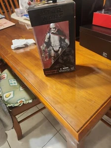 Star Wars Black Series Captain Plasma - Picture 1 of 2
