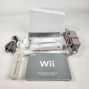 Nintendo Wii White Console Bundle Motion Plus Controller MISSING Sensor Bar - Picture 1 of 7