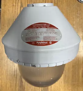 APPLETON AE-4 CODEMATER-C EXPLOSION PROOF HID LIGHTING FIXTURE *USED-GUARANTEED* - Picture 1 of 3