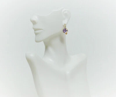 Pendientes colgantes de cristal facetado lavanda Juicy Couture YJRUS310 Foto 1 de 4